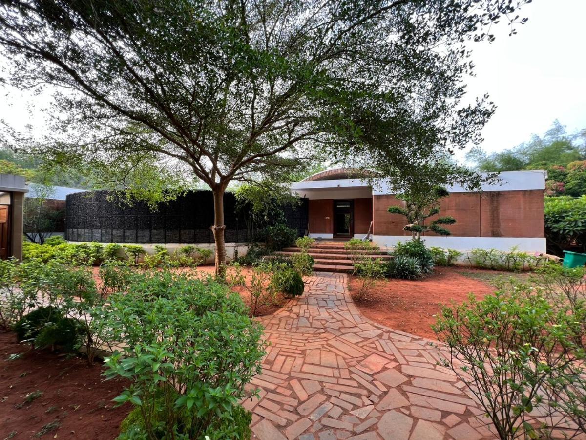 Bougan Villa Auroville Eksteriør bilde